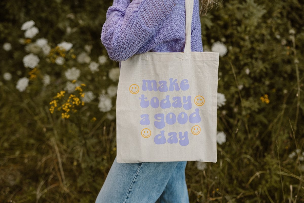 Tote bag quote